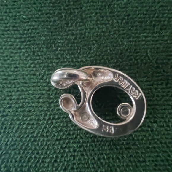 💐Solid 14k Mother & child pendant  - gorgeous! - Picture 5 of 6